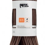 Sette (+ una) nuove corde Petzl - Si fa presto a parlare di corda, quando ci si riferisce all’arrampicata o all’alpinismo. Ma