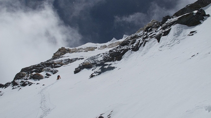 Nuptse - David Göttler poco sotto la cima del Nuptse (7861m).