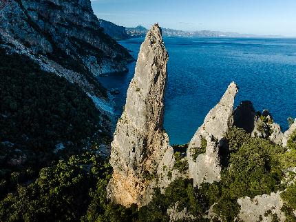 Petzl Legend Tour Italia: Sardinia Cala Gonone