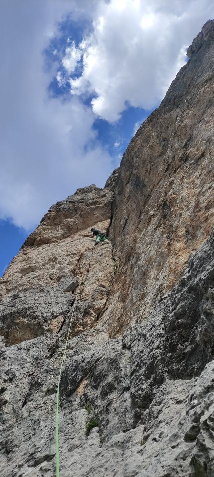 Via del Maresciallo, Dirupi di Larsec, Catinaccio, Dolomiti, Marco Bozzetta, Federico Monegatti - L'apertura della 'Via del Maresciallo' ai Dirupi di Larsec, Catinaccio, Dolomiti (Marco Bozzetta, Federico Monegatti 2023)