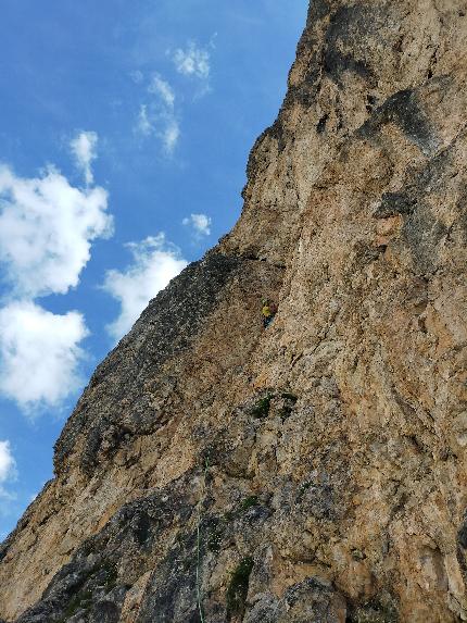 Via del Maresciallo, Dirupi di Larsec, Catinaccio, Dolomiti, Marco Bozzetta, Federico Monegatti - L'apertura della 'Via del Maresciallo' ai Dirupi di Larsec, Catinaccio, Dolomiti (Marco Bozzetta, Federico Monegatti 2023)