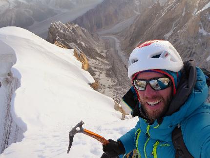 Latok Thumb, Karakorum, Miquel Mas, Marc Subirana - The first ascent of 'Atracció Instintiva' on Latok Thumb, Karakorum (Miquel Mas, Marc Subirana 07-08/2023)