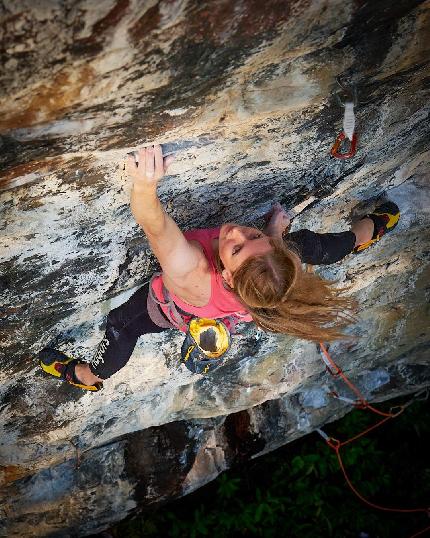 Matilda Söderlund nails Niemisis (9a) at Niemisel in Sweden