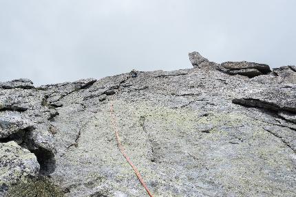 Vascello Fantasma, Valle del Ferro, Val Masino, Matteo Bedendo, Lorenzo Casolini - La prima salita di 'Vascello Fantasma' alla Pera del Ferro in Valle del Ferro - Val Masino (Matteo Bedendo, Lorenzo Casolini 06/08/2023)