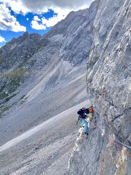 Campanile di Franzedaz, Monte Fop, Val di Franzedaz, Dolomiti, Federico Dell’Antone, Alessandro Graziosi - L'apertura di 'Ciampanil dei Sogni’ al Campanile di Franzedaz del Monte Fop, Val di Franzedaz, Dolomiti (Federico Dell’Antone, Alessandro Graziosi 2022/23)