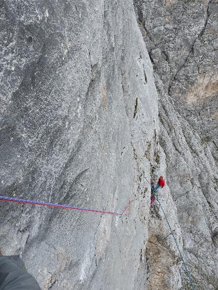 Campanile di Franzedaz, Monte Fop, Val di Franzedaz, Dolomiti, Federico Dell’Antone, Alessandro Graziosi - L'apertura di 'Ciampanil dei Sogni’ al Campanile di Franzedaz del Monte Fop, Val di Franzedaz, Dolomiti (Federico Dell’Antone, Alessandro Graziosi 2022/23)