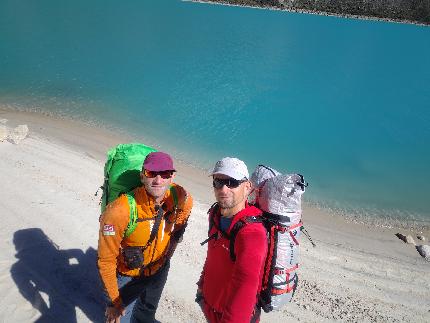 Peru, Marva Peak, Marek Radovský, Ďuri Švingál - Marek Radovský and Ďuri Švingál at Lagúna Parón, Peru