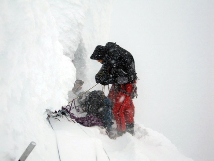 Cerro Standhardt, Herron and Egger Traverse (Patagonia) - Fabio Salvadei on the summit mushroom of Punta Herron