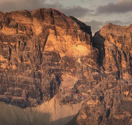 Simon Gietl makes solo first ascent of adventurous Identität in Dolomites