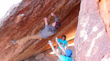 Daniel Woods boulders for Hueco