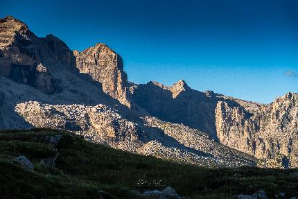 Super Ciano al Castelletto di Mezzo, Dolomiti di Brenta, Giuseppe Bagattoli, Andrea Calzà, Giampaolo Calzà - L'apertura della via Super Ciano al Castelletto di Mezzo, Dolomiti di Brenta (Giuseppe Bagattoli, Andrea Calzà, Giampaolo Calzà 06/08/2023)