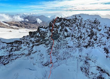 Breithorn Centrale, François Cazzanelli, Leonardo Gheza - The line of 'Estate Indiana' on Breithorn Centrale, first ascended by François Cazzanelli and Leonardo Gheza on 30/09/2023