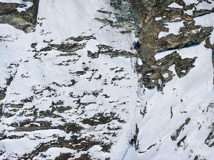 Breithorn Centrale, François Cazzanelli, Leonardo Gheza - François Cazzanelli and Leonardo Gheza making the first ascent of 'Estate Indiana' on Breithorn Centrale