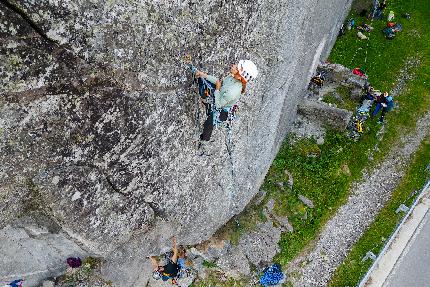 CAI Eagle Team, Val di Mello - Iris Bielli del CAI Eagle Team al Sasso Remenno in Val di Mello