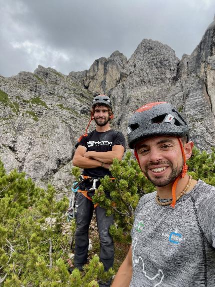 Crepe di Falconera, Monte Coldai, Dolomiti, Lorenzo Bellenzier, Federico Dell’Antone - L'apertura di 'Chiari di Luna' alle Crepe di Falconera, Monte Coldai Nord (Civetta, Dolomiti) di Lorenzo Bellenzier e Federico Dell’Antone 07/2023