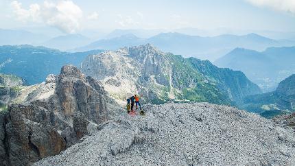 Elio Orlandi, Goduria, Cima d'Ambiez, DoloMitiche - Goduria alla Cima d'Ambiez (Dolomiti di Brenta) con Elio Orlandi e Alessandro Beber