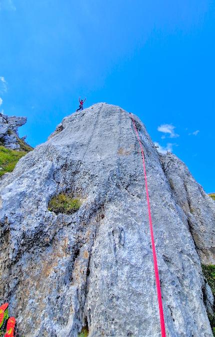 Buco del Merlo, Monti Reatini, Appennino Centrale, Pino Calendrella - Pino Calandrella in apertura del quinto tiro di 'Pilastro delle Meraviglie', Buco del Merlo (M. Porcini, Monti Reatini)