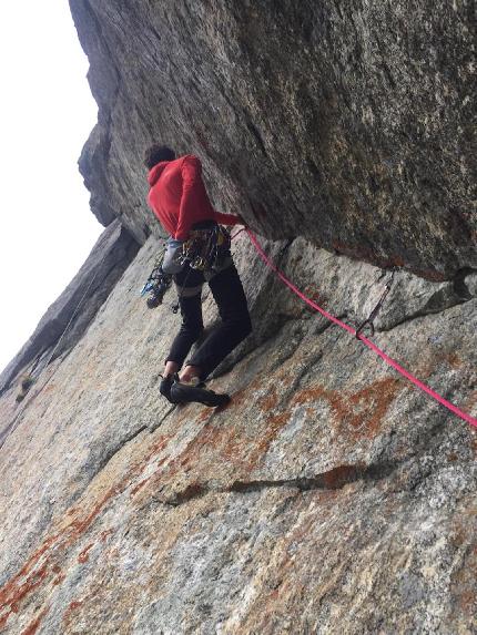 Caracalla Wall, Meridiana del Torrone, Val Torrone, Val Masino, Bernardo Rivadossi, Luca Schiera, Marco Zanchetta - L'apertura e prima libera della via 'Caracalla Wall' alla Meridiana del Torrone in Val Torrone - Val Masino (Bernardo Rivadossi, Luca Schiera, Marco Zanchetta 2022)