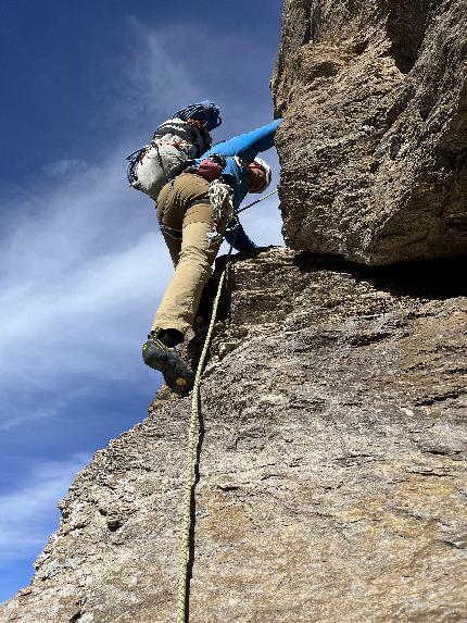 Rottalhorn, Silvan Schüpbach, Peter von Känel, Rolf Zurbrügg - The first ascent of the west face of Rottalhorn (3971m) Bernese Alps (Silvan Schüpbach, Peter von Känel, Rolf Zurbrügg 12/10/2023)