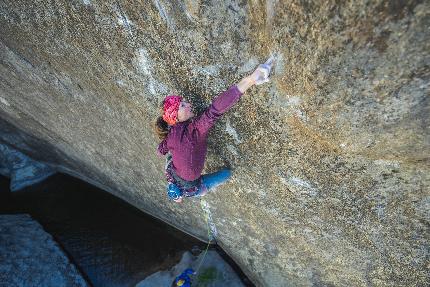 Barbara Zangerl Meltdown Yosemite - Barbara Zangerl ripete Meltdown (5.14c/8c+) in Yosemite, USA