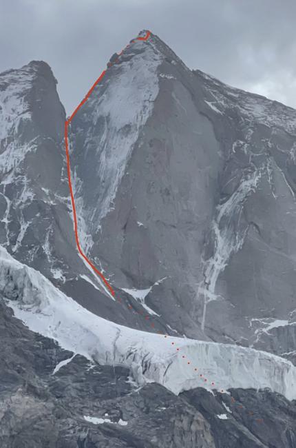 White Sapphine peak, Kishtwar Valley, India, Christian Black, Vitaliy Musiyenko, Hayden Wyatt - The first ascent of 'Brilliant Blue' on White Sapphine peak, Kishtwar Valley, India (Christian Black, Vitaliy Musiyenko, Hayden Wyatt 05-07/10/2023)