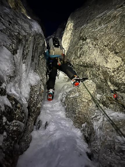 White Sapphine peak, Kishtwar Valley, India, Christian Black, Vitaliy Musiyenko, Hayden Wyatt - The first ascent of 'Brilliant Blue' on White Sapphine peak, Kishtwar Valley, India (Christian Black, Vitaliy Musiyenko, Hayden Wyatt 05-07/10/2023)