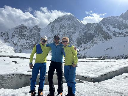 Flat Top north face climbed in India's Kishtwar by Hugo Béguin, Matthias Gribi, Nathan Monard