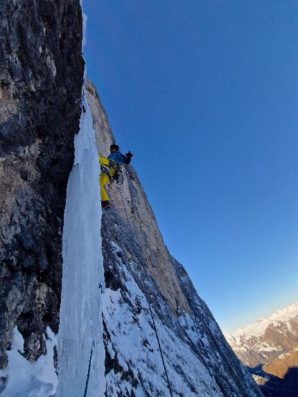 Agner, Dolomiti, Nicola Bertoldo, Diego Dellai - L'apertura di 'Ultima Perla' all'Agner nelle Dolomiti (Nicola Bertoldo, Diego Dellai 23/11/2023)