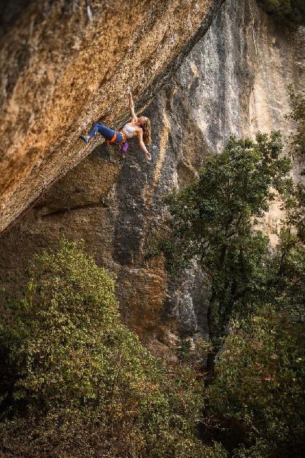 Michaela Kiersch, Margalef - Michaela Kiersch su 'Niña mala' (8b) a Margalef, Spagna