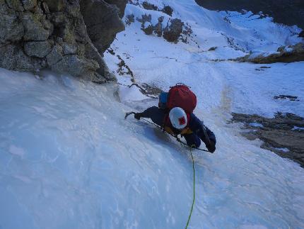 Cholatse, Radoslav Groh, Zdeněk Hák - The first ascent of 'Just one solution!' on the West Face of Cholatse in Nepal (Radoslav Groh, Zdeněk Hák 2-3/11/2023)