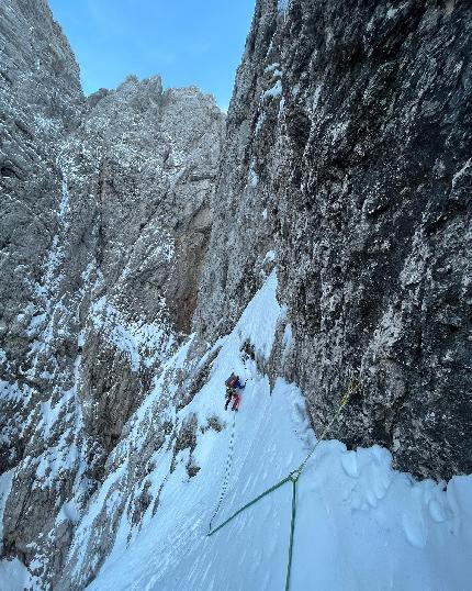 Agner, Dolomiti, Simon Gietl, Lukas Hinterberger, Michael Wohlleben - Ultima perla ground-up sulla Nord dell'Agner nelle Dolomiti (Simon Gietl, Lukas Hinterberger, Michi Wohlleben 27-29/12/2023)