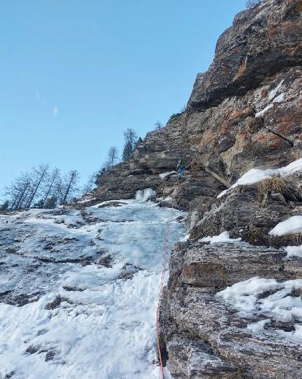 Valle Argentera, Pand'ice, Fuga dalla Panda, Carlo Filippi, Niccolò Paccotti, Giovanni Ravizza - L'apertura di 'Pand'ice' in Valle Argentera (Carlo Filippi, Niccolò Paccotti, Giovanni Ravizza 26/12/2023)