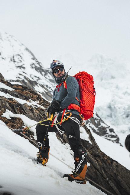 Nirmal Purja - Nirmal Purja, ambassador SCARPA e alpinista leggendario