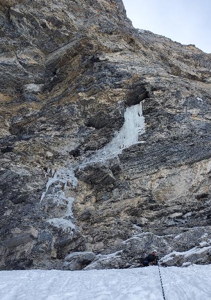 Mont Belleface, La Thuille, Richard Tiraboschi, Giuseppe Vidoni - L'apertura della via 'Tongue in Cheek' sul Mont Belleface in Valle d'Aosta (Richard Tiraboschi, Giuseppe Vidoni 14/01/2024)