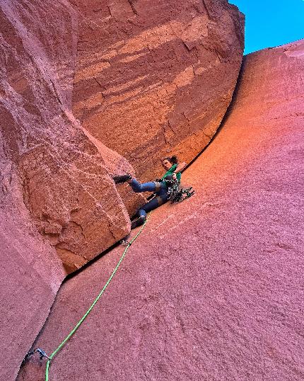 Tom Randall e Mary Eden vs The Cleaver, estenuante offwidth nel Day Canyon, USA