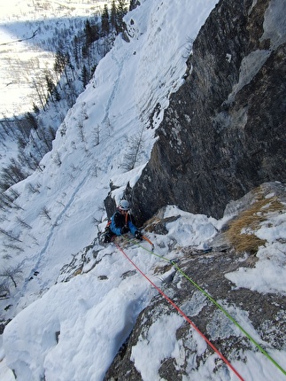 Valle Argentera, Giovanni Ravizza, Alberto Travaglini - L'apertura di 'La chiave perduta' in Valle Argentera (Giovanni Ravizza, Alberto Travaglini 14/01/24)