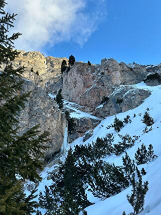 Langental, Dolomites, Daniel Ladurner, Johannes Lemayr - The ice climb 'Ein Tag zum Träumen' in Langental, Dolomites (Daniel Ladurner, Johannes Lemayr 23/01/2024)