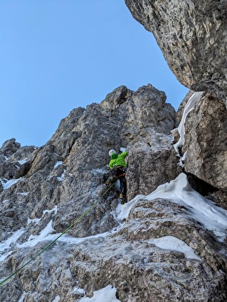 Cima Undici, Dolomiti di Sesto, Samuel Holzknecht, Simon Messner, Cesare Olivetti - L’apertura di 'La Penultima' alla Cima Undici, Dolomiti di Sesto (Samuel Holzknecht, Simon Messner, Cesare Olivetti 12/2023 & 01/2024)