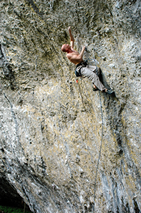 Andrea Varnerin, Arci - Andrea 'Arci' Varnerin in arrampicata al Baratro, 2005