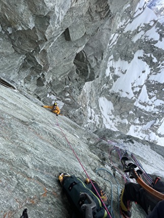 Matterhorn, François Cazzanelli, Marco Farina, Jerome Perruquet, Stefano Stradelli - The first ascent of 'Il Grande Diedro dalla Sud' on the Matterhorn (François Cazzanelli, Marco Farina, Jerome Perruquet, Stefano Stradelli 06/02/2024)