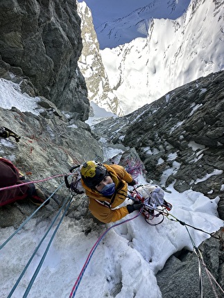 Matterhorn, François Cazzanelli, Marco Farina, Jerome Perruquet, Stefano Stradelli - The first ascent of 'Il Grande Diedro dalla Sud' on the Matterhorn (François Cazzanelli, Marco Farina, Jerome Perruquet, Stefano Stradelli 06/02/2024)