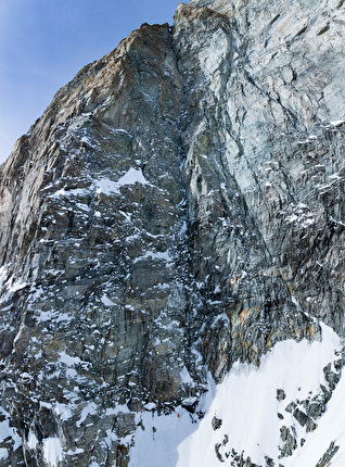 Matterhorn, François Cazzanelli, Jerome Perruquet, Marco Farina, Stefano Stradelli - The first ascent of 'Una Follia per Adriana - Il Grande Diedro dalla Sud' on the Matterhorn (François Cazzanelli, Jerome Perruquet, Marco Farina, Stefano Stradelli 06/02/2024)