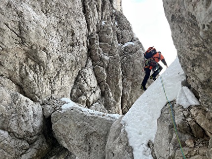 Agner, Dolomiti, Simon Gietl, Lukas Hinterberger, Michael Wohlleben - La salita di 'Ultima perla' ground-up sull'Agner, Dolomiti (Simon Gietl, Lukas Hinterberger, Michi Wohlleben 27-29/12/2023)