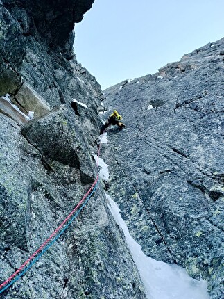 Mont Noir de Peutérey, Mont Blanc, Niccolò Bruni, Giovanni Ravizza, Michele Tixi - The first ascent of 'Goulotte Toxic Mushroom' on Mont Noir de Peutérey (Niccolò Bruni, Giovanni Ravizza, Michele Tixi 30/01 & 06/02/2024)