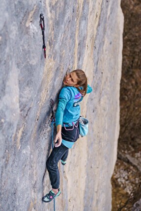 Iris Bielli - Iris Bielli climbing her first 8c, 'Endangered' on Pala del Frate at Corni di Canzo.