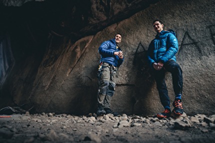 Adam Ondra Bon Voyage - James Pearson and Adam Ondra below 'Bon Voyage' (E12/9a) at Annot in France, February 2024