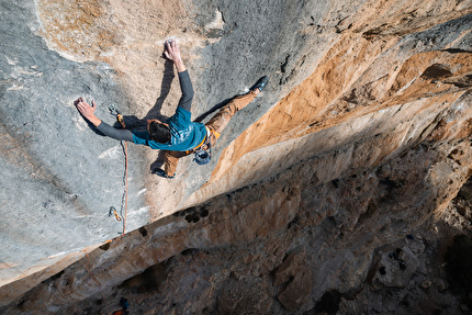 Jorge Díaz-Rullo makes third ascent of Siurana's Sleeping Lion