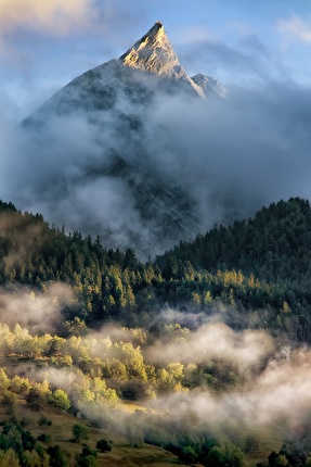 Fotografare il Parco XVII edizione - L'Aiguille Doran dans la brume di Jean Luc Viart, 3° assoluto, Fotografare il Parco XVII edizione