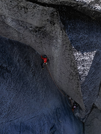 Valle Cochamò, Chile, Cerro Trinidad Central, Angelo Contessi, Diego Diaz, Leo Gheza - The first ascent of 'Nunca say Nunca' on Cerro Trinidad Central, Valle Cochamò, Chile (Angelo Contessi, Diego Diaz, Leo Gheza 02/2024)