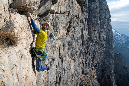 Val Scura, Vette Feltrine, Dolomiti, Nicolò Geremia, Mirco Grasso, Francesco Rigon - Nicolò Geremia durante la prima libera di 'Andamento Lento' in Valscura (Vette Feltrine, Dolomiti)